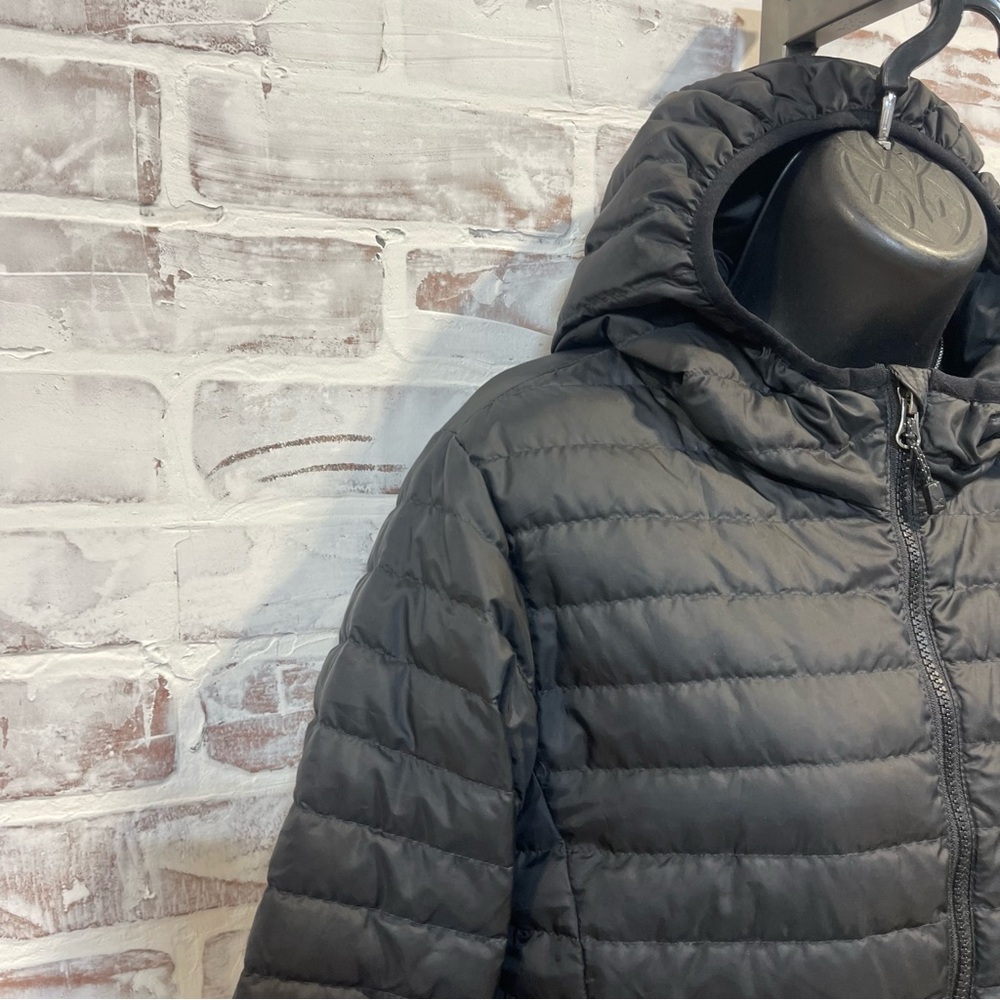Eddie Bauer Women's small Black Puffer Coat - Picture 6 of 9